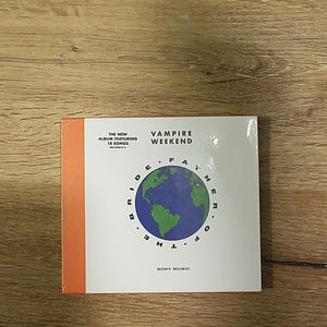 Vampire Weekend CD